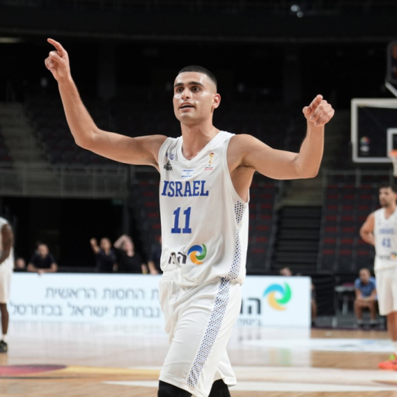 Micić 17+10, Madar sa celog terena – Makabi razbio Hapoel VIDEO