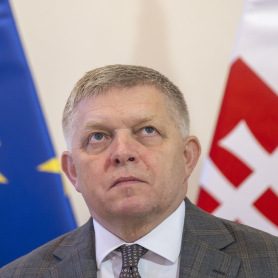 Fico: "Što mi da ratujemo zbog tamo nekog Člana 5?" VIDEO