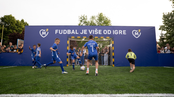 Fudbal je više od igre: Fondacija Mozzart gradi mini-pič terene širom Srbije