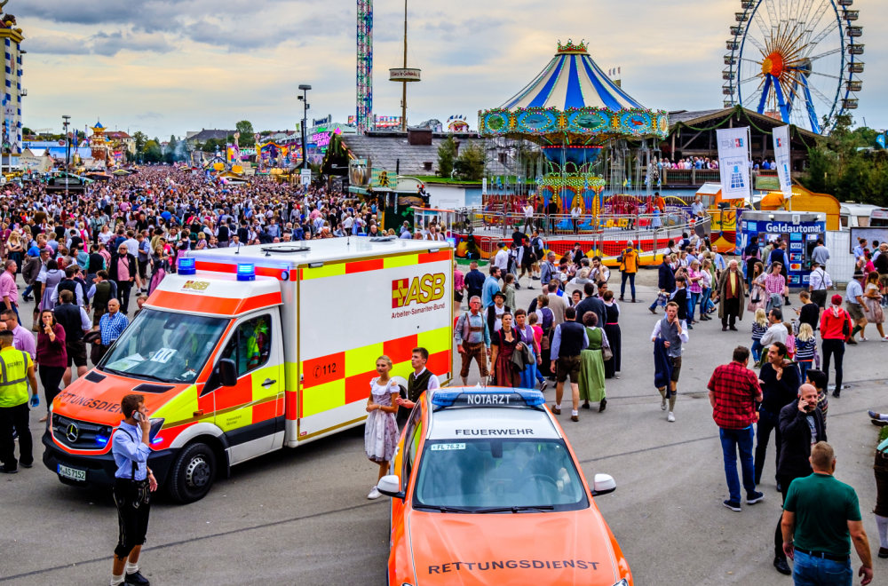 Šta su to Nemci vežbali pred Oktoberfest? Više nije bezazlena zabava, medicinari vežbali za napad VIDEO