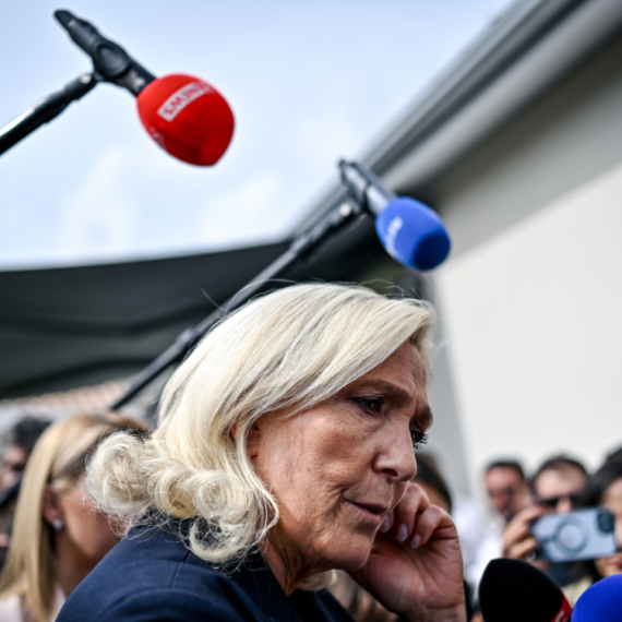 Le Pen se okrenula protiv Rusije