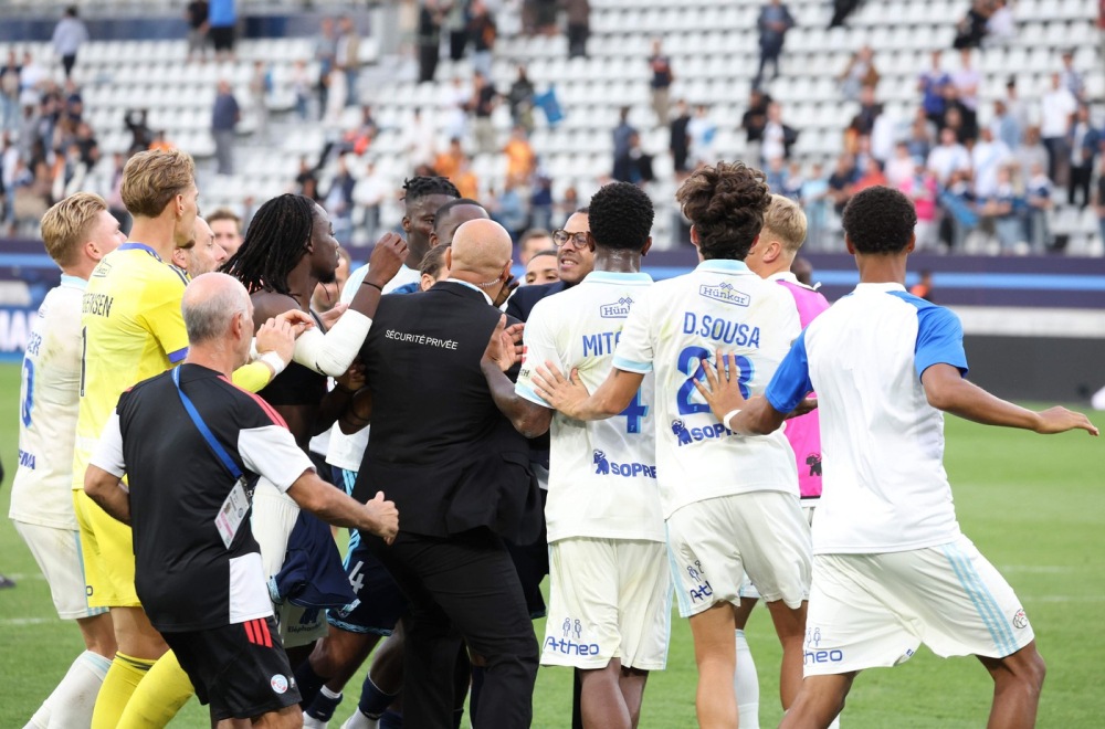 Rosenior napravio haos: Burno slavlje pred navijačima bivšeg kluba VIDEO