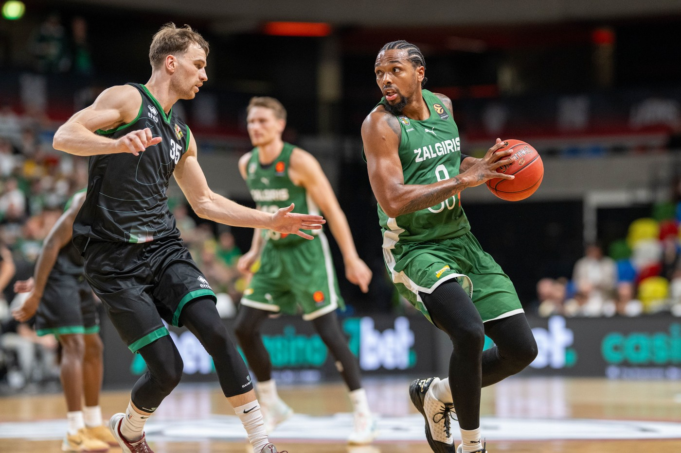 Spektakl Evrolige: Obradović juri 10. titulu, Zvezda bi u prvi plej-of, a Partizan...