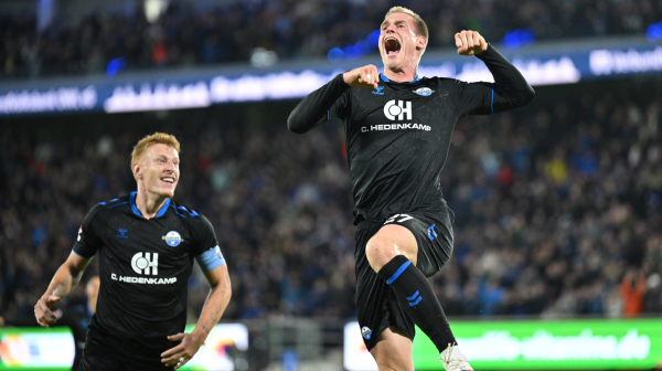 Hofenhajm u krizi, Paderborn je to iskoristio