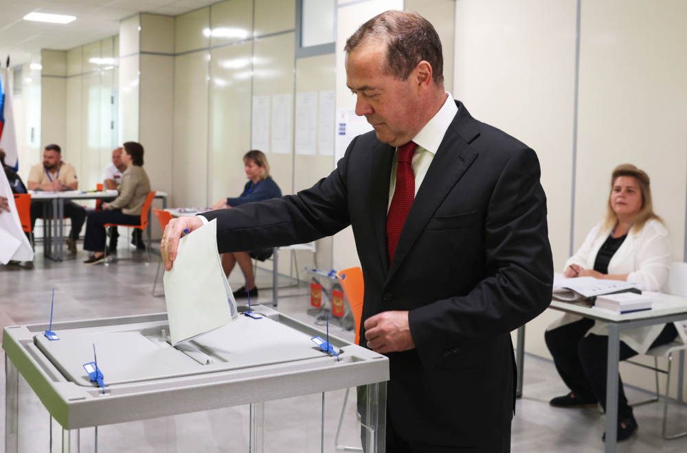 Javio se Medvedev: Protivnik uložio ogromne napore da pokvari rezultate izbore