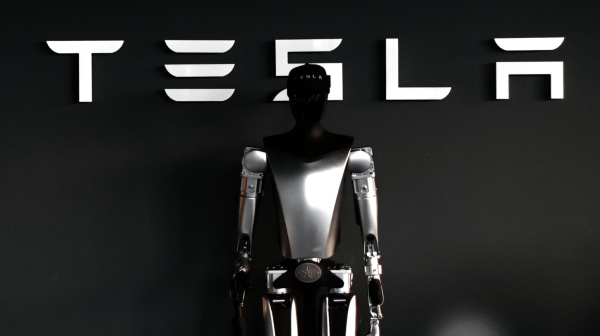 Finalne pripreme: Tesla počinje serijsku proizvodnju humanoidnog robota