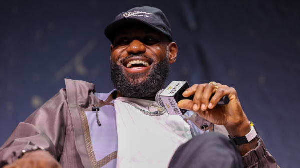 "Lebron je marketinška mašina, ali uništava sve oko sebe"