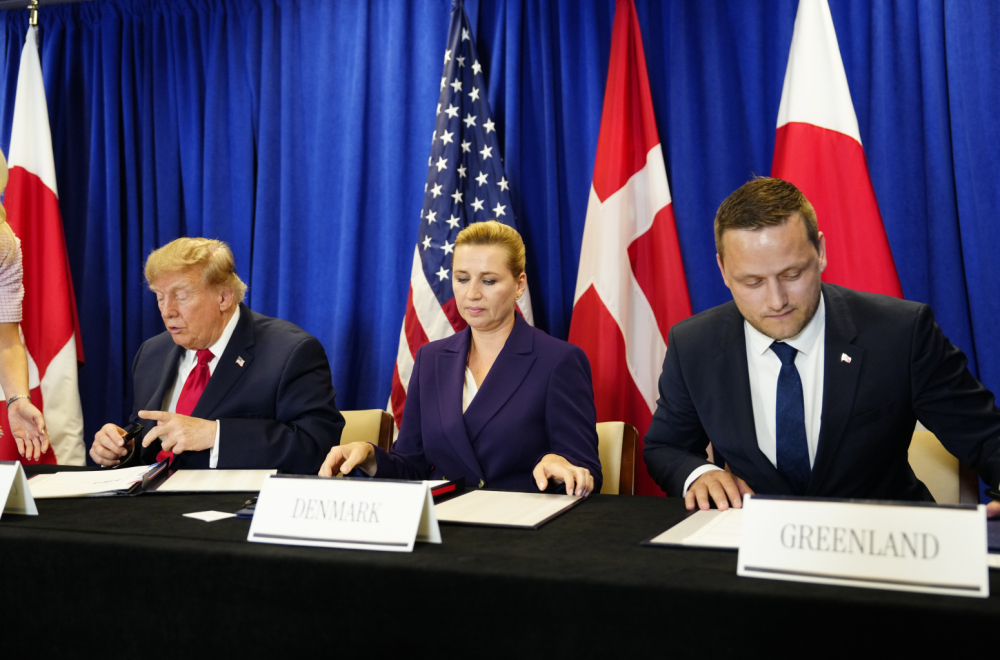 Potpisan veliki sporazum o Grenlandu: Tramp širi američko vojno prisustvo na Arktiku