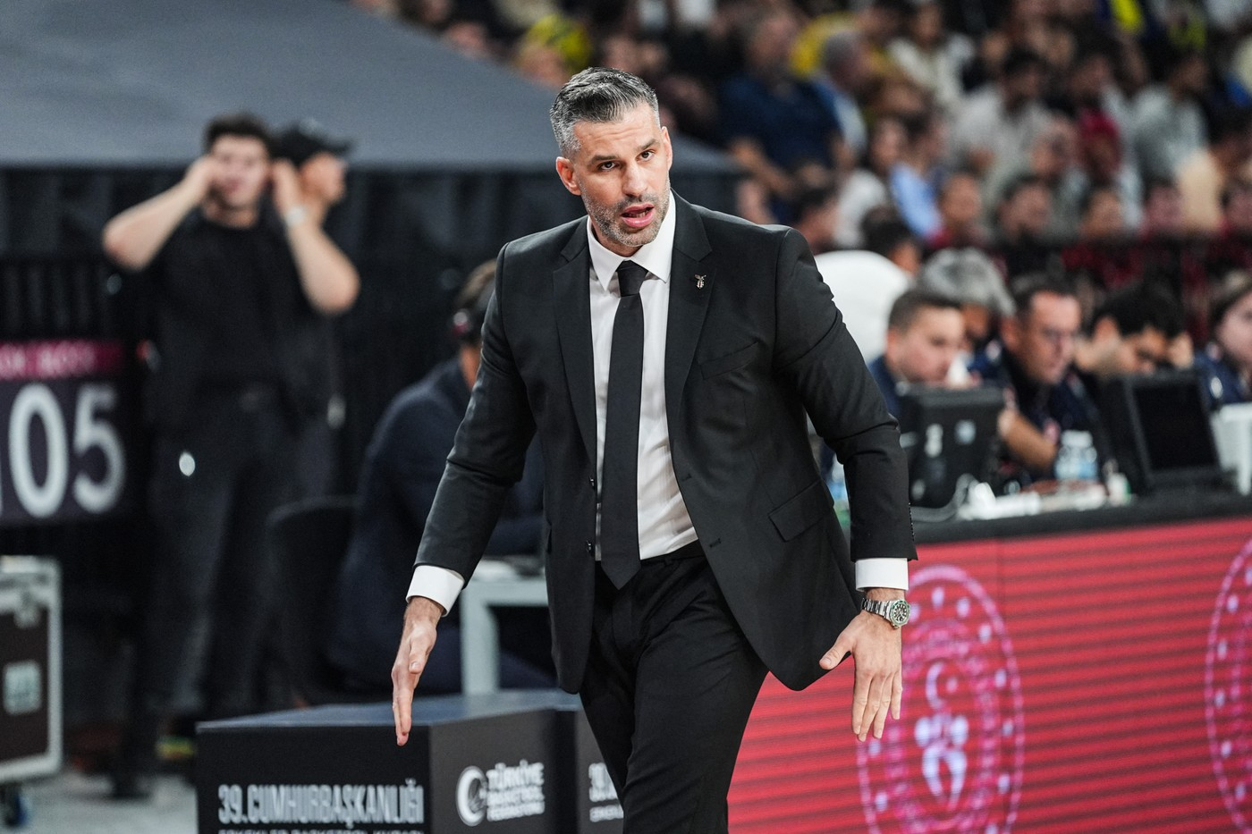 Fenerbahče pobedio Bešiktaš u finalu Superkupa