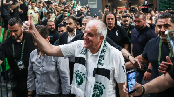 "Zelena" Atina na nogama – svi žele na Obradovićev povratnički debi