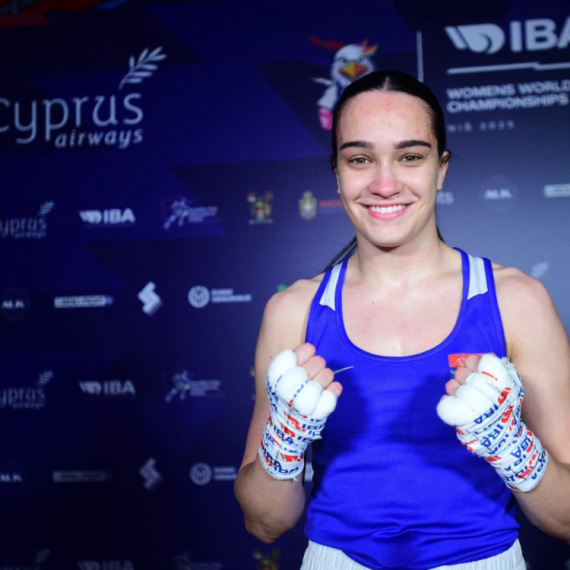 Dve dame i as u ringu za zlato Srbije: Srpski boks ima troje finalista