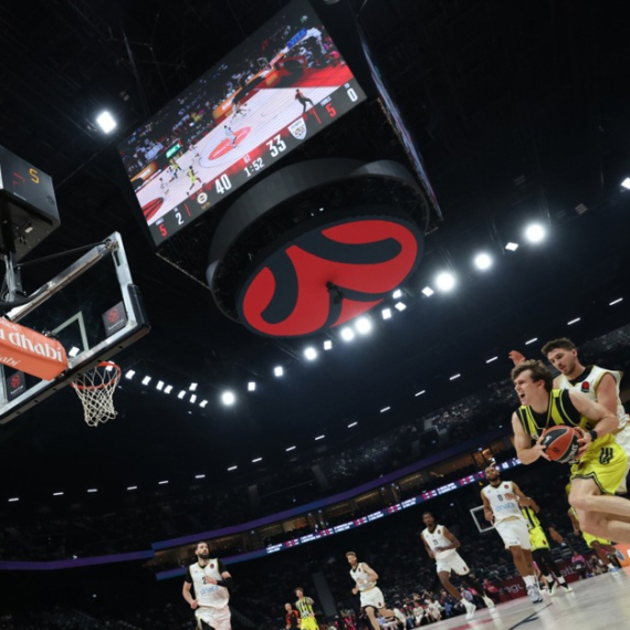 Fener se neočekivano mučio na startu Evrolige