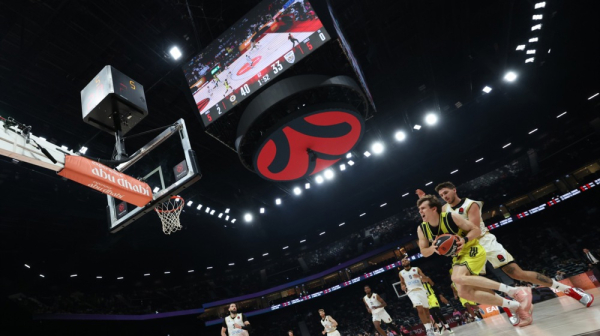 Fener se neočekivano mučio na startu Evrolige