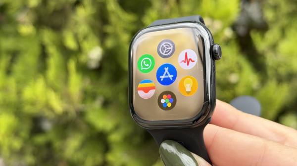 Apple Watch Series 12 na testu: Poznat spolja, mnogo pametniji iznutra