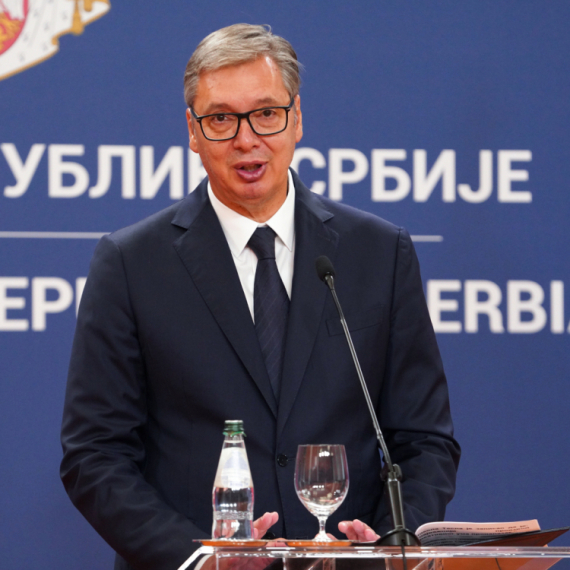 Vučić prima članove bokserske reprezentacije Srbije