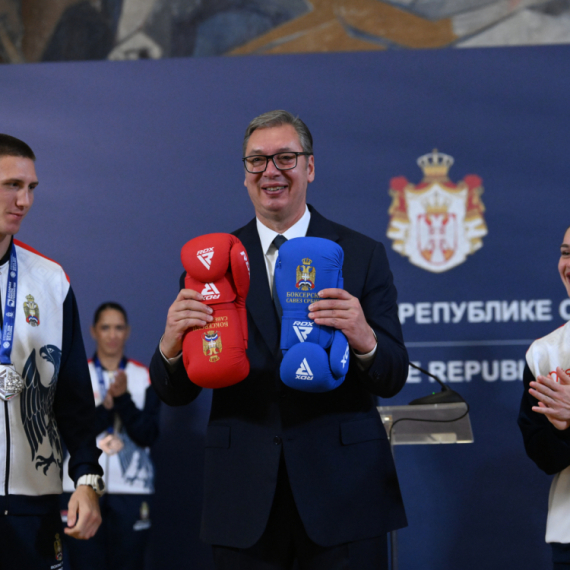 Vučić primio srpske boksere: "Ovo je ogroman uspeh" VIDEO