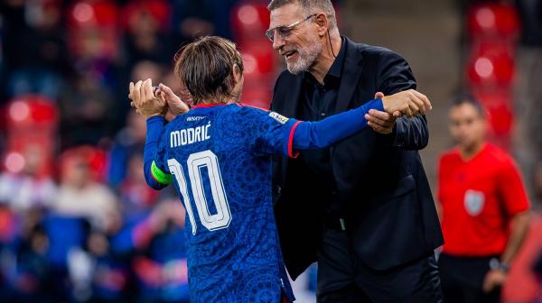 Modrić ostavio Bilića bez reči, Česi mu se poklonili: "On je fudbalski bog"