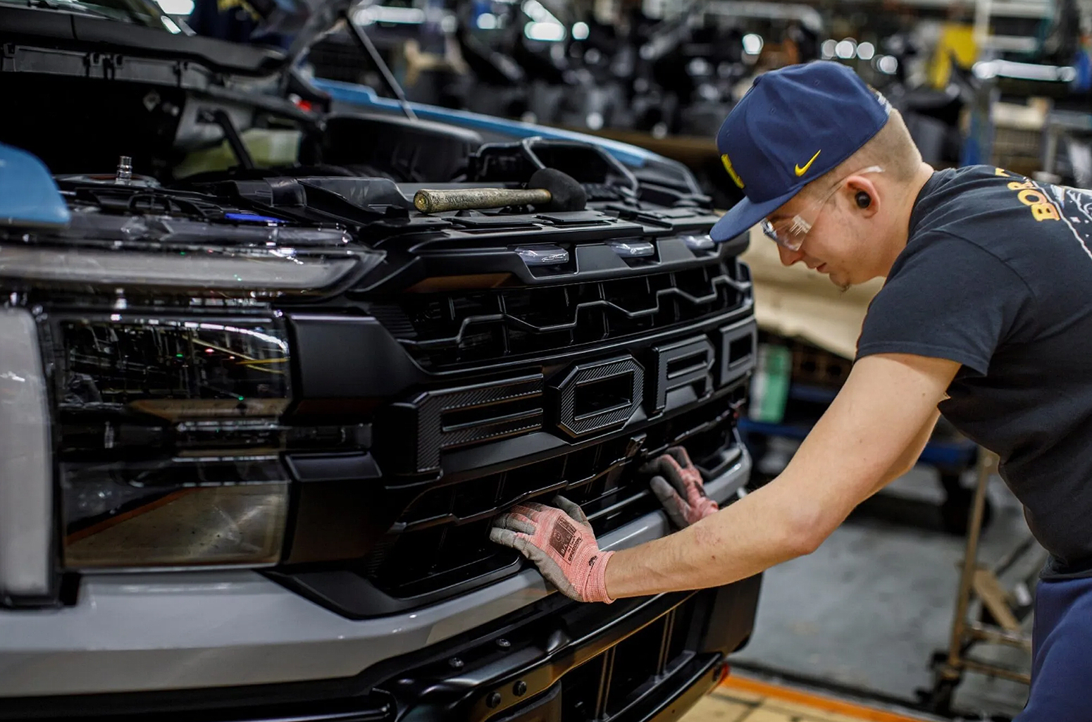 Ford zaustavio proizvodnju svog najprodavanijeg kamioneta: Problem još nije poznat