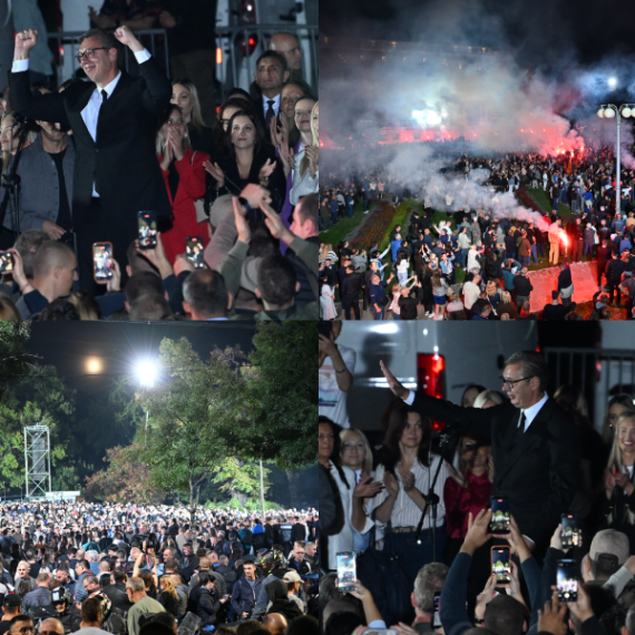 Vučić se obratio ispred Predsedništva; Okupilo se na hiljade ljudi: "Služio sam vam verno" FOTO