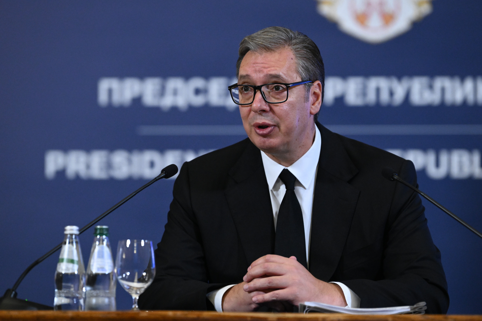 Ostavka Vučića glavna vest u svim medijima u Hrvatskoj, BiH i Crnoj Gori FOTO
