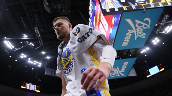 Drama i panika: Porzingis je bolestan!