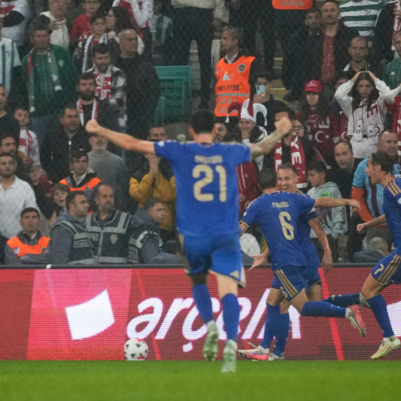 Odakle se stvorila ova Italija? "Azuri" držali čas fudbala usred Turske!