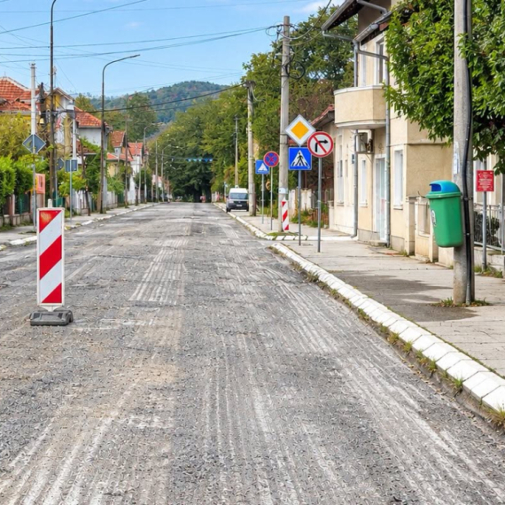 Veliki infrastrukturni radovi u Trsteniku: Sređuju se dva centralna gradska kvarta