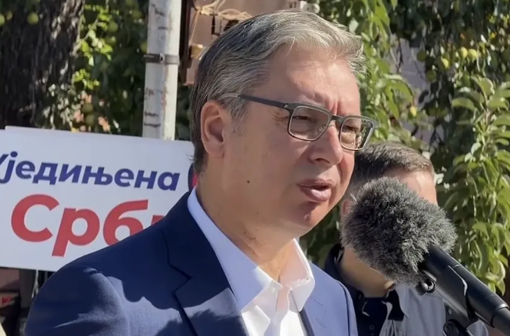 Vučić odgovorio na napade na porodicu: Neki znaju samo da tuku po džakovima, za razgovor nisu spremni
