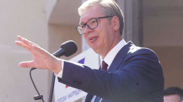 Vučić najavio opsežne radove u Šimanovcima: Novi putevi, kanalizacija, rekonstrukcija Doma kulture
