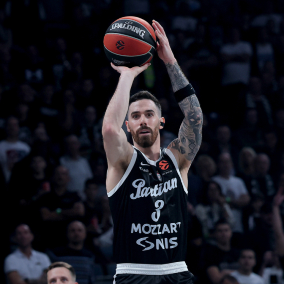 Partizan proradio!