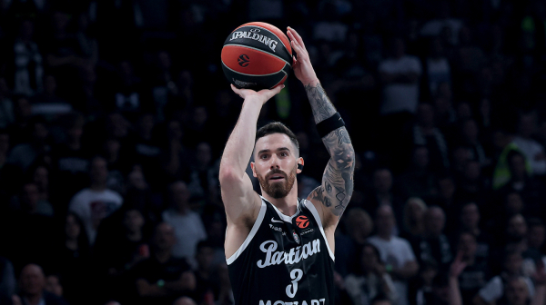 Partizan proradio!