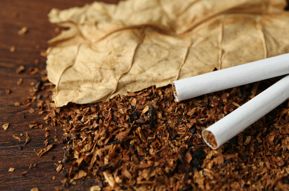 U Nišu uhapšeno lice kod kog je pronađeno 11.750 paklica cigareta i 219,2 kg duvana