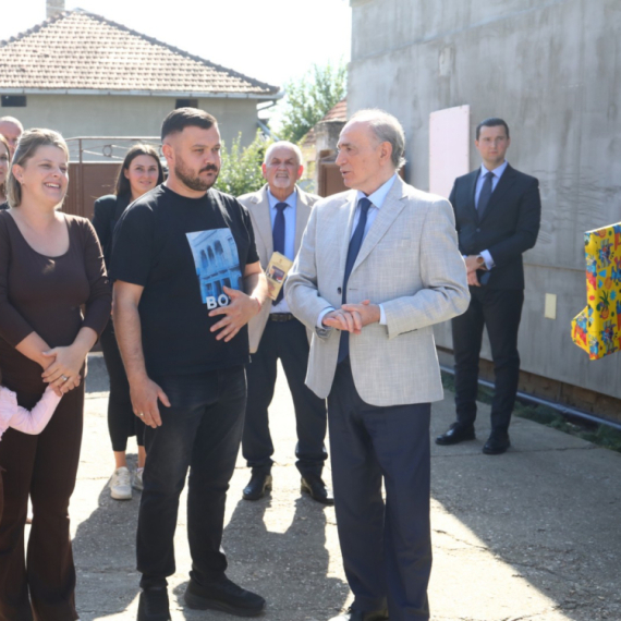 Krkobabić: "Gložan, Bački Petrovac – simbol sloge i zajedništva Slovaka i Srba" FOTO