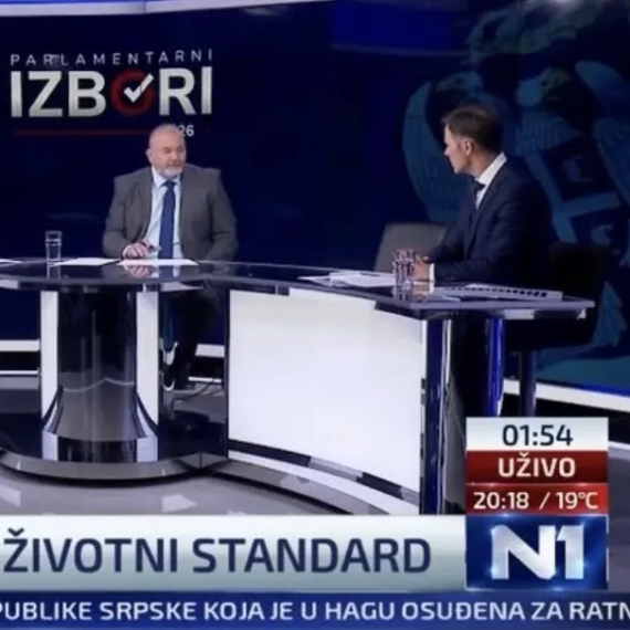 Brnabić: "'Studentska' lista = prazna stolica"; "Tako bi i Srbiju predstavljali ako bi došli na vlast"
