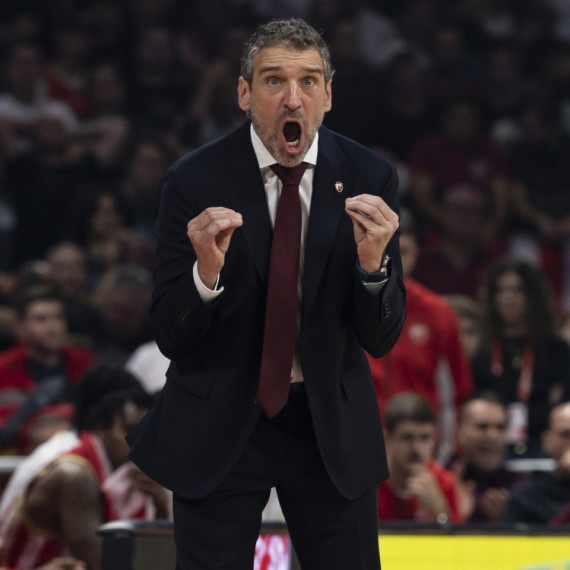 "Navaro mnogo priča, a to su priče za malu decu"