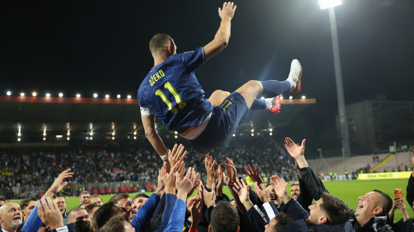 Džeko: "Voleo bih i ja da je 1. april..."