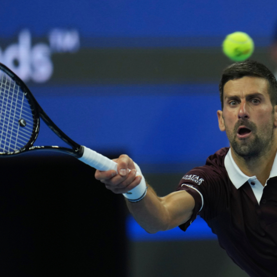 Đoković gubi, Zverev sve sigurniji!