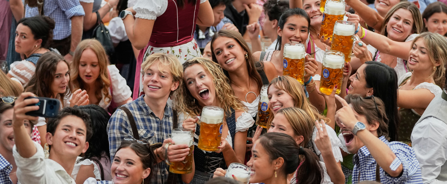 Istorijski Oktoberfest: 7,4 miliona gostiju, milioni litara piva i tragedija srpskog radni