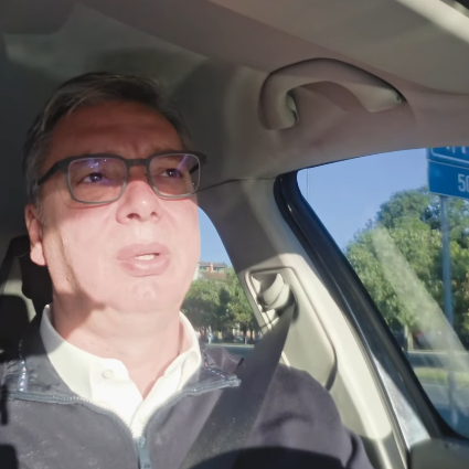 Vučoć na putu za Bačku Palanku: "Užasnut blokaderskim pokušajima da nas spreče da organizujemo skup" VIDEO