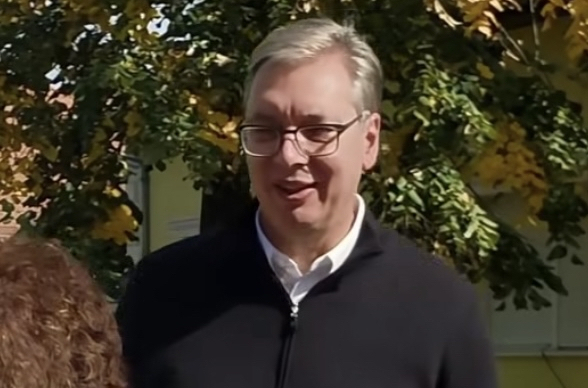 Vučić u Bačkom Gradištu: "Voda je najveći problem, mi ćemo da obezbedimo pare"