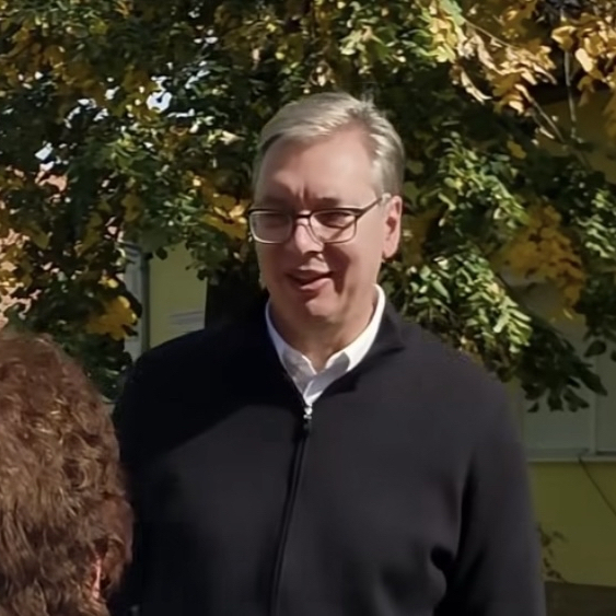 Vučić u Bačkom Gradištu: "Voda je najveći problem, mi ćemo da obezbedimo pare"