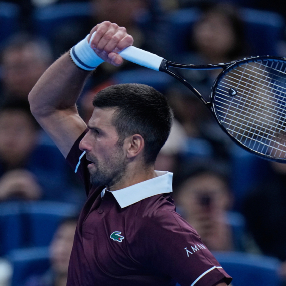 Novak se dere na svoj tim i Lajanija
