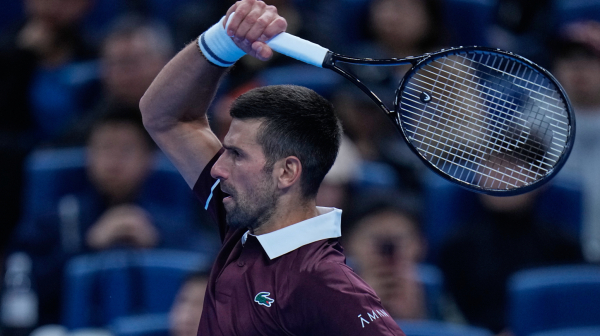Novak se dere na svoj tim i Lajanija