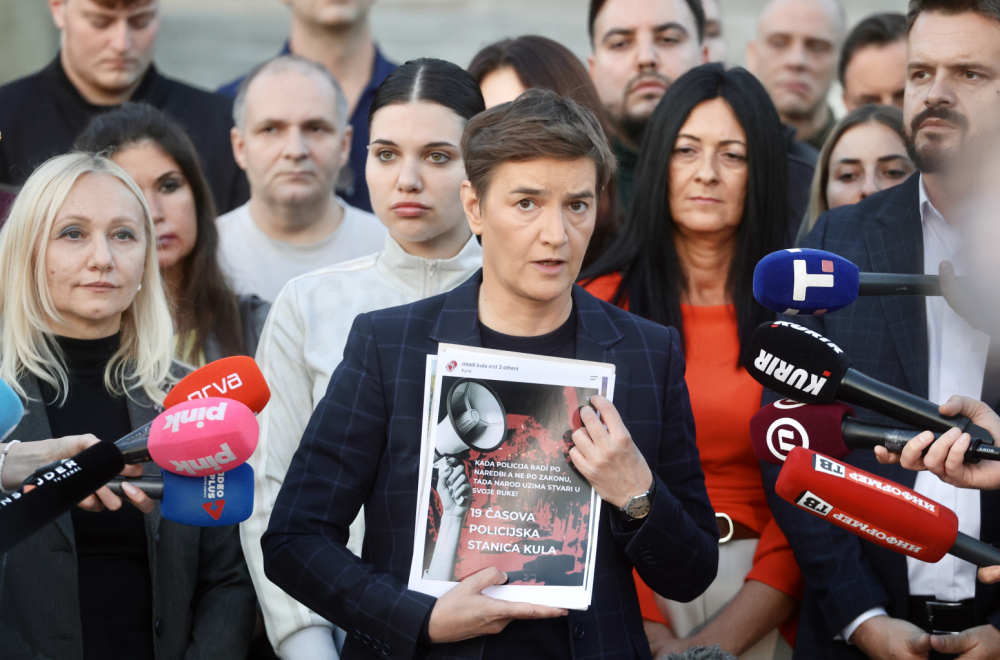 Brnabić: "Studentska lista je prevara kakvu Srbija nije videla"; "Prave žrtvu od sebe, a pozivaju na jahanje"