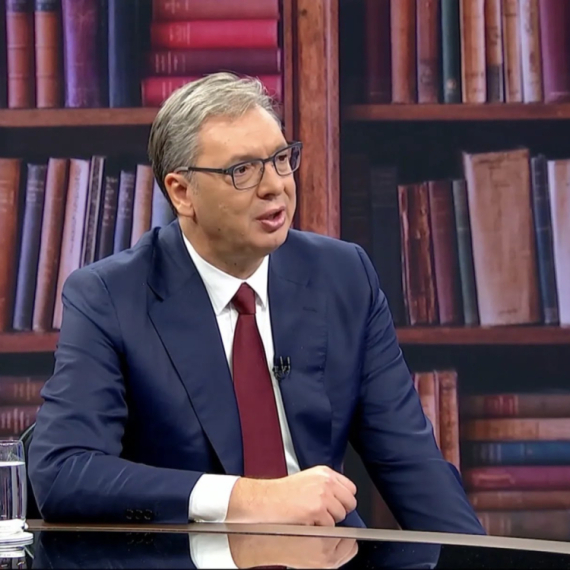 Vučić: "Neverovatan je preokret u toku u Srbiji"; "Nikome nećemo dozvoliti da ruši izbornu volju naroda"