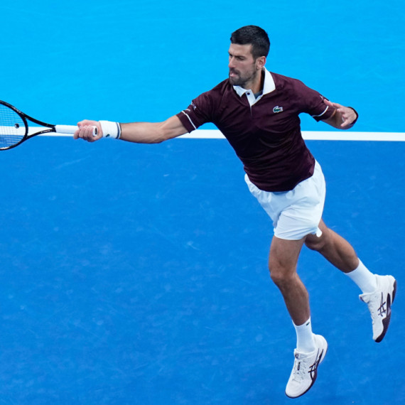 Šanse se nižu: Novak ih ne koristi