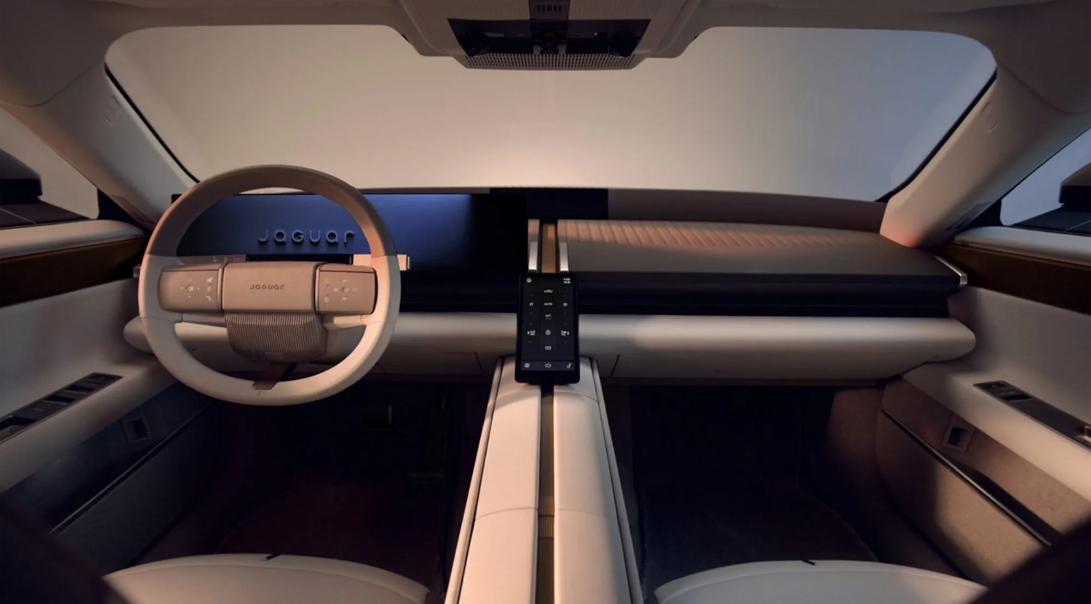 Jaguar priprema drugi auto nove generacije: Električni SUV sa dizajnom modela Type 01?