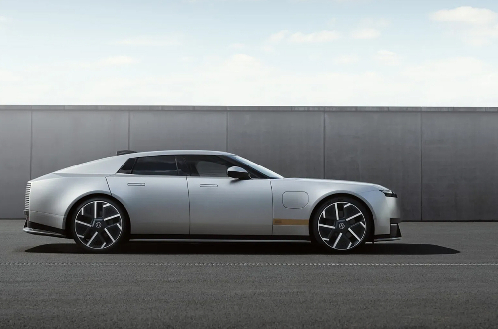 Jaguarov najradikalniji automobil do sada ima 1.030 KS i bateriju od 118 kWh FOTO