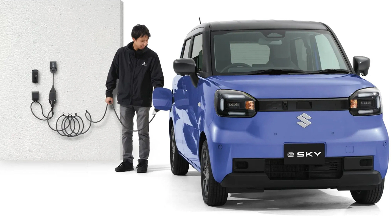 Suzuki eSky: Najmanji električni model stiže u Evropu FOTO/VIDEO