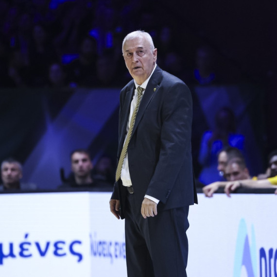 Šakotin AEK u meču za infarkt na startu LŠ: Slavno ime donelo trijumf, istorija ispisana